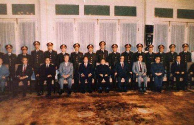 恢复军衔制是哪一年