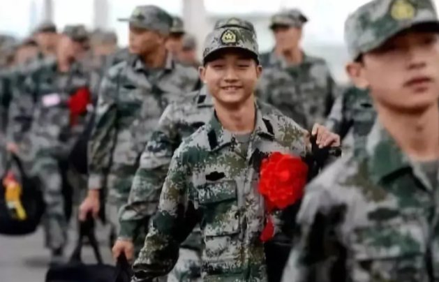 新兵连三个月训练什么?