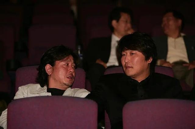 孙艺珍在韩国影坛是什么地位啊?是顶级韩流明星吗?