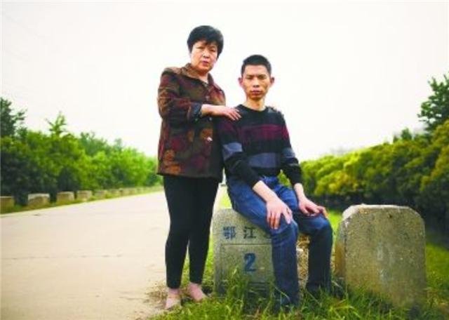 那个轰动一时的“暴走妈妈”陈玉蓉，11年过去了，如今怎么样了？
