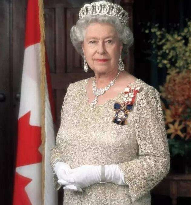 英国女王伊丽莎白二世从1岁到90岁容颜变化是什么样的?