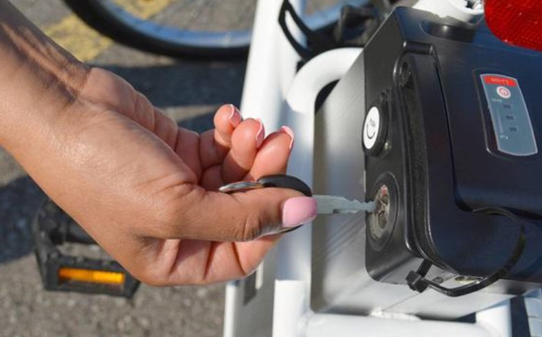 现在电动车的旧电瓶回收价是多少啊？