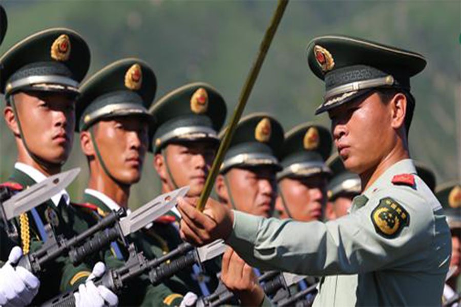 中华人民共和国的武装力量由哪些组成?