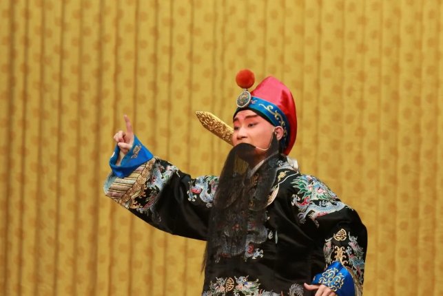 请问谁知道德云社陶阳的身高？