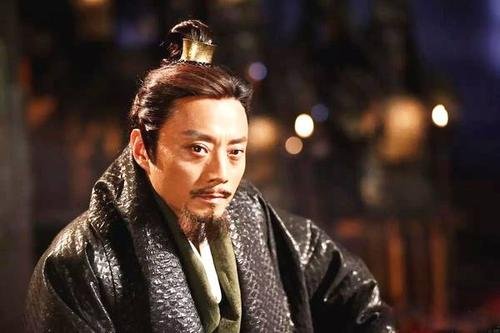 崇黑虎究竟是出卖哥哥的小人还是大义灭亲的君子？