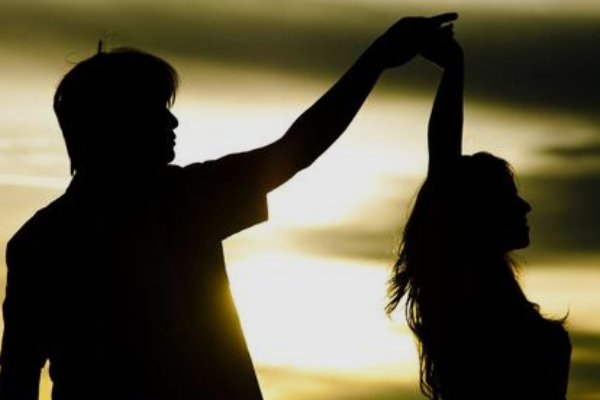 男人回复臣附议是什么意思