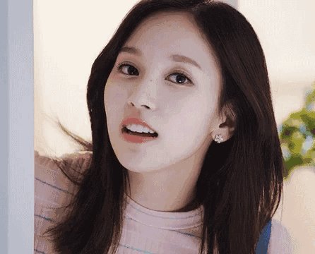 红鹦鹉鱼身上长黑斑点是怎么回事?