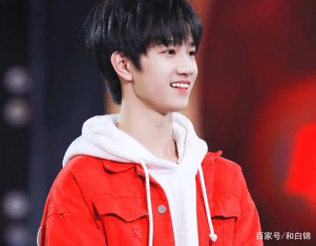 敖子逸大家都不陌生了,但为什么叫他三爷呢?