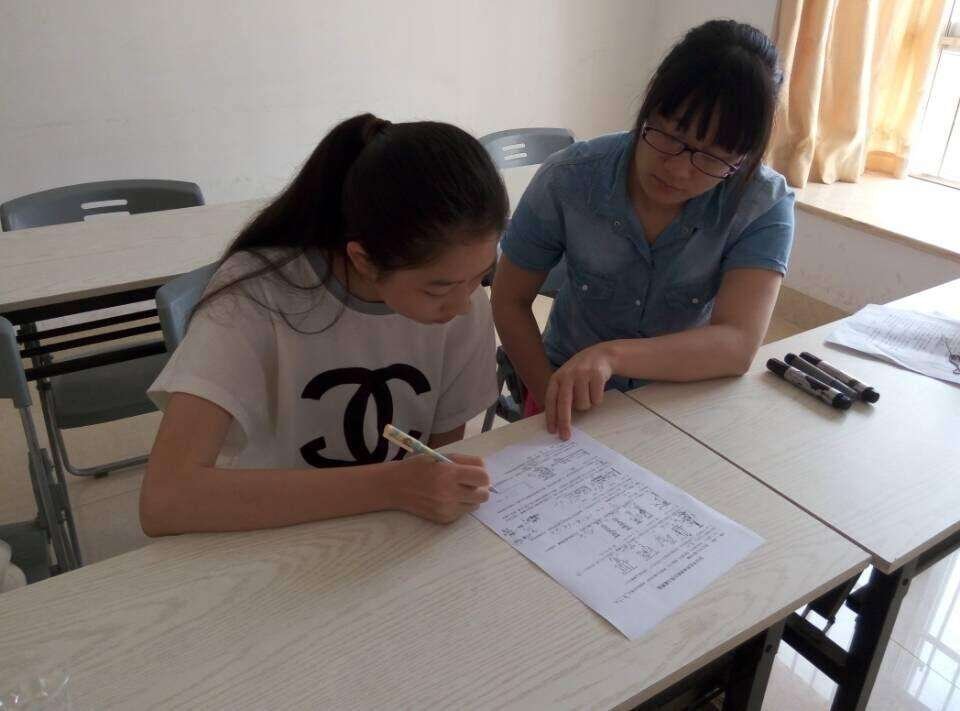 女生学文科好还是理科好?