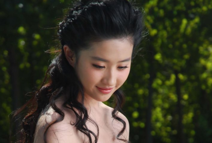 娱记曝陈金飞跟刘亦菲母女闹掰，连资源都不给她，你怎么看？