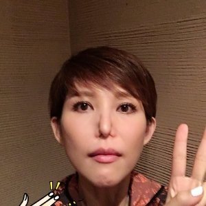 韩国女星激动抽泣鼻子塌陷是怎么回事