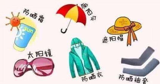 红鹦鹉鱼身上长黑斑点是怎么回事?