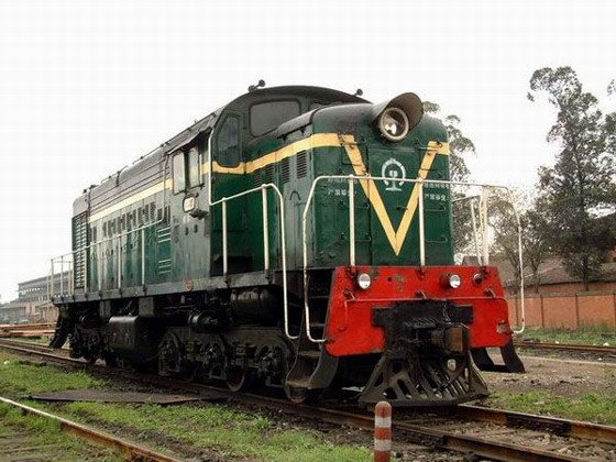 东风12型内燃机车的事故