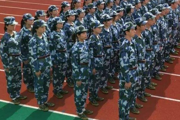 脖子后面长富贵包要怎么治疗