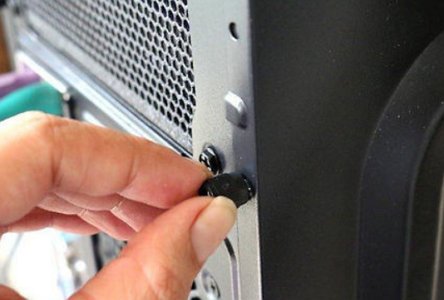 主板温度过高是什么原因啊！