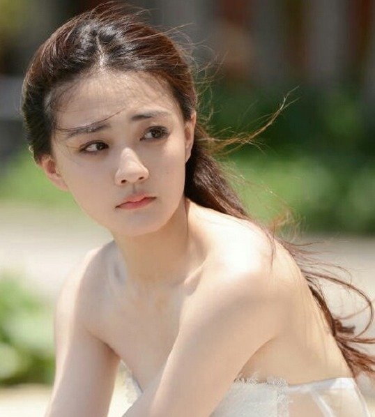 徐璐的背景是什么样的?