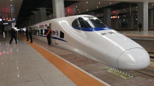 乘坐高铁时，防晒喷雾可以带上高铁吗？