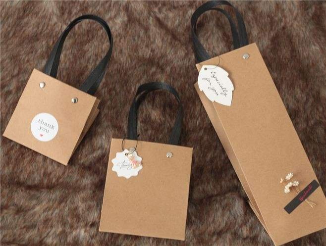 伴手礼是什么意思啊？