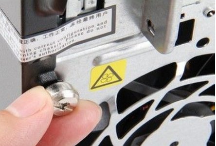 主板温度过高是什么原因啊！