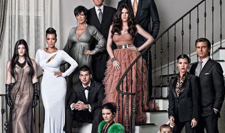 肯达尔·詹娜与卡戴珊家族有什么关系