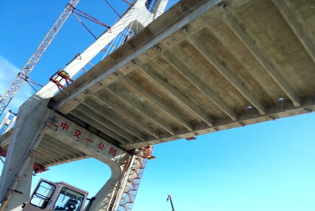 桥梁横隔梁与横隔板有什么区别？