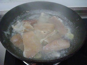 正宗的老北京肉皮冻怎么做