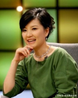 东方卫视6位主持人遭严惩！陈蓉的位置即将被陈辰所代替，你怎么看？