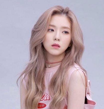 这个美女是谁啊，好像是韩国射箭的