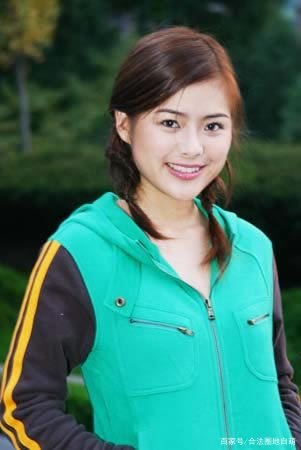 东方卫视6位主持人遭严惩！陈蓉的位置即将被陈辰所代替，你怎么看？