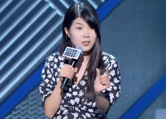 杨笠此前被网暴淡出人们视线，现如今重回舞台，为何网暴都打击不了她？