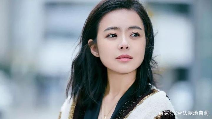 东方卫视6位主持人遭严惩！陈蓉的位置即将被陈辰所代替，你怎么看？