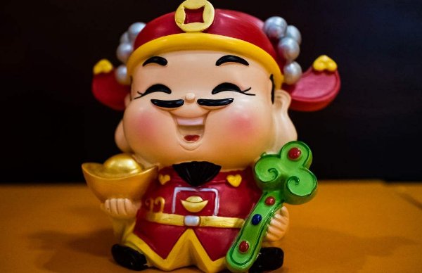 五路财神爷是哪几位啊？具体有什么含义啊？谢谢指点