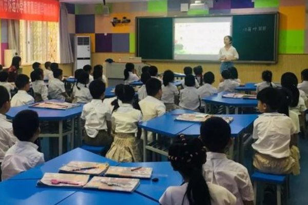 长驱直入什么肖