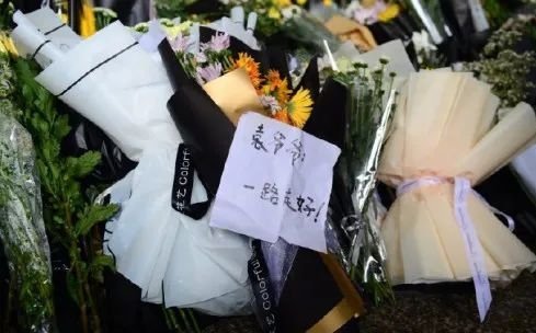 袁隆平去世了，你知道哪些送别袁隆平院士的感人瞬间？