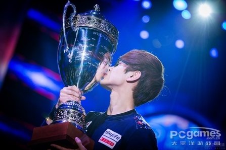 iem9世界总决赛谁是冠军