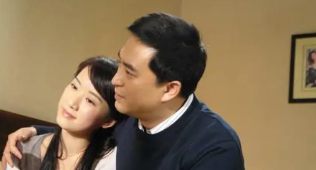 蜗居讲的是什么故事？