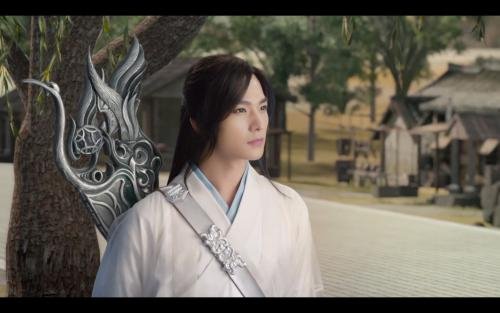 《微微一笑很倾城》那款游戏叫什么？