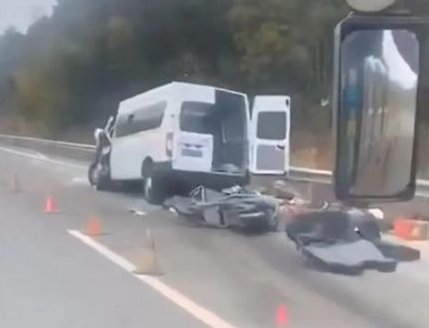 江西赣州，一超载小客车发生事故致7死7伤，事发时的具体细节是什么？