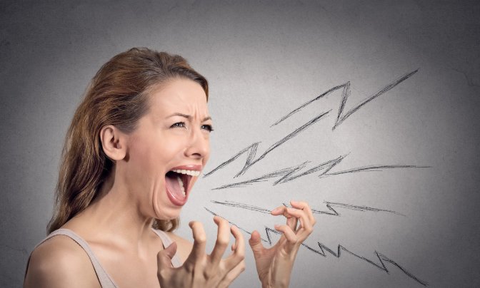 女人总是爱在背后说老公的坏话是怎么回事？