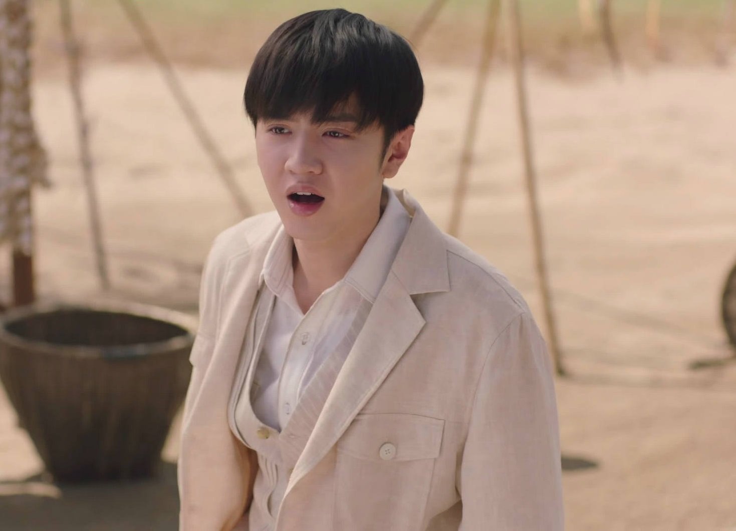 十二谭中，刘叔和白玉书是什么关系？