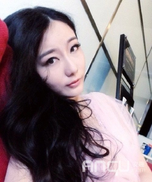 梁闻的个人简介