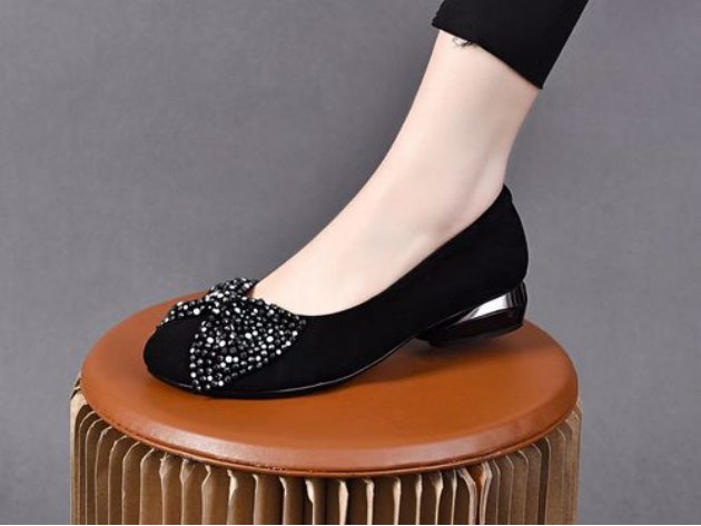 闰二月给老人买什么