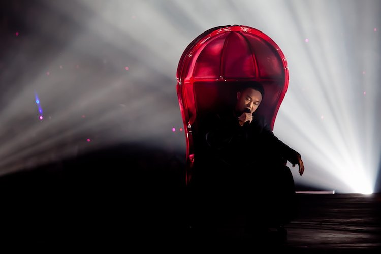 陈奕迅有一首新歌里面有一句《我多想在见你一面》是什么歌