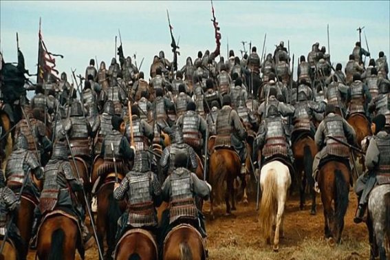 割须换袍什么意思