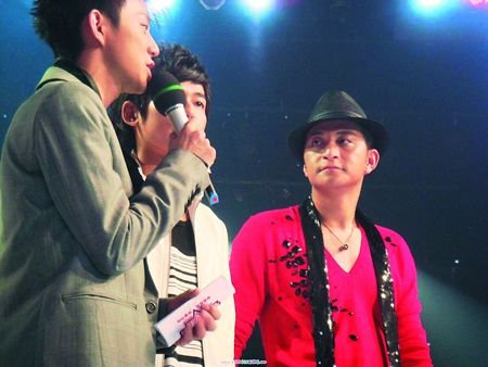 何炅，戴军，吉杰有怎样的关系？