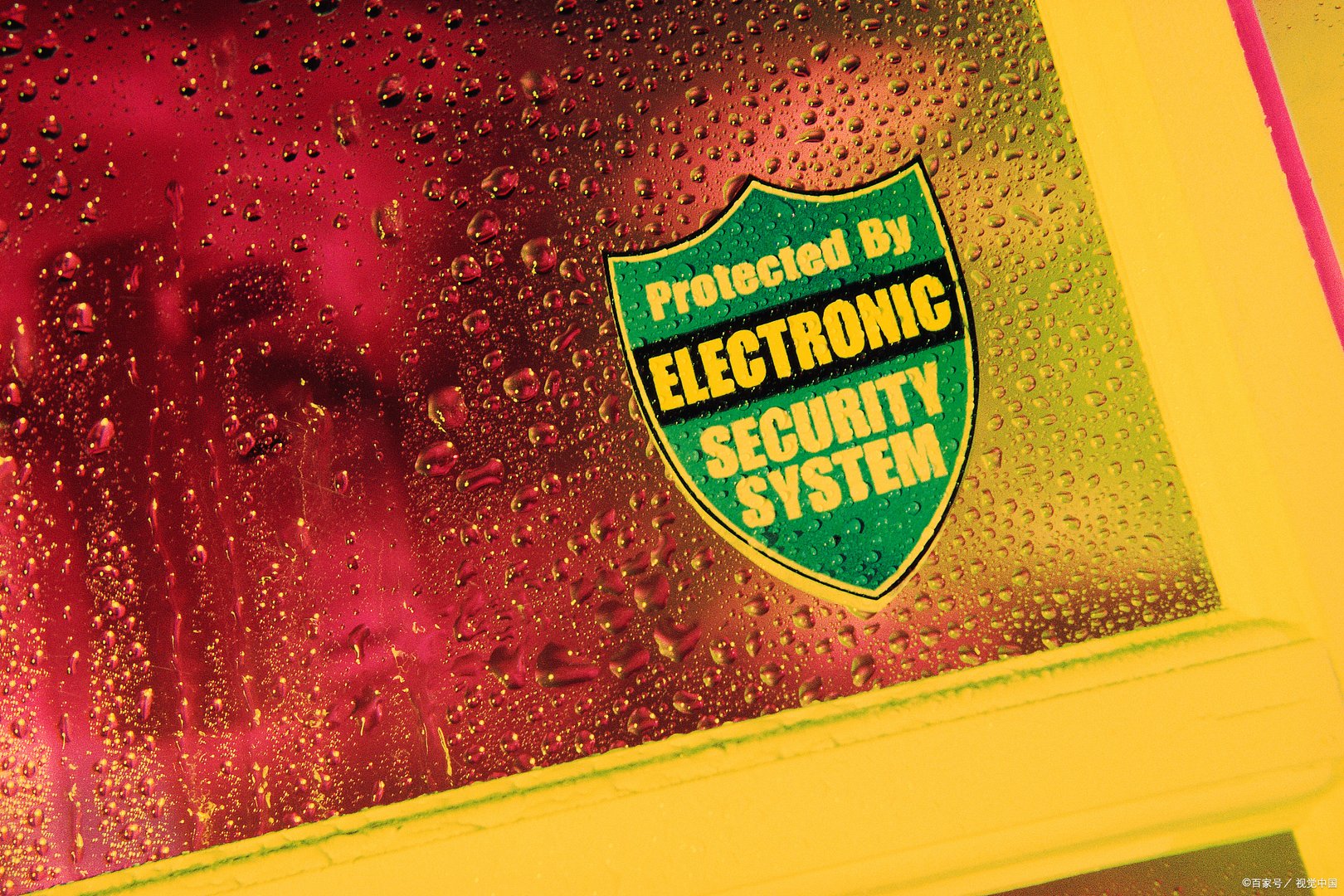 公交车被蹭的流水了怎么办