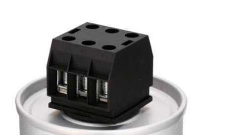 介质原因是什么呢?