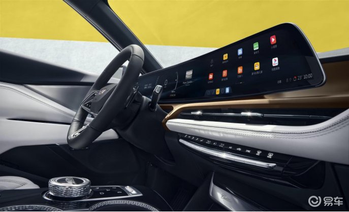 三车齐发 品牌焕新,入华20载凯迪拉克勇敢再出发