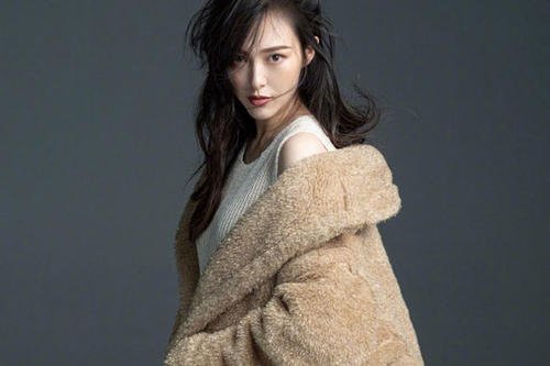 《爱情睡醒了》中，刘小贝有哪些搞怪又可爱的表情？