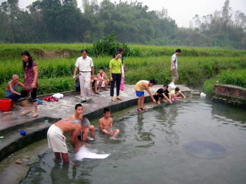 八甲人的民族概况